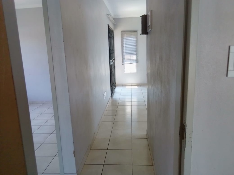 To Let 3 Bedroom Property for Rent in Waterkloof East North West